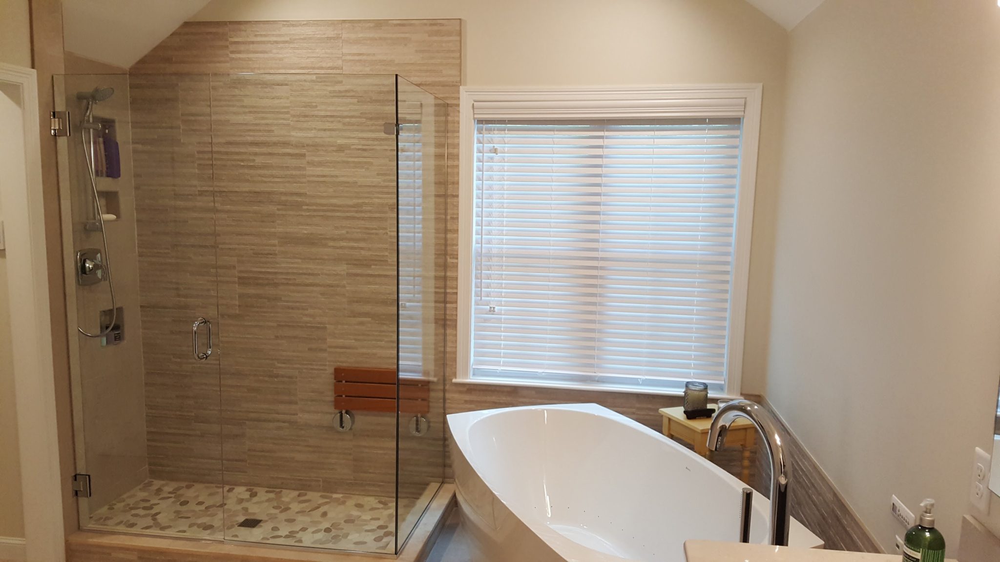 Master Bathroom Transformation - Metropolitan Cabinets & Countertops